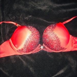 VS PLUNGE 34B